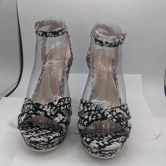 Aldo Black and White Peeptoe Mary Jane Platform Wedges Sz 7.5 - Picture 2 of 7